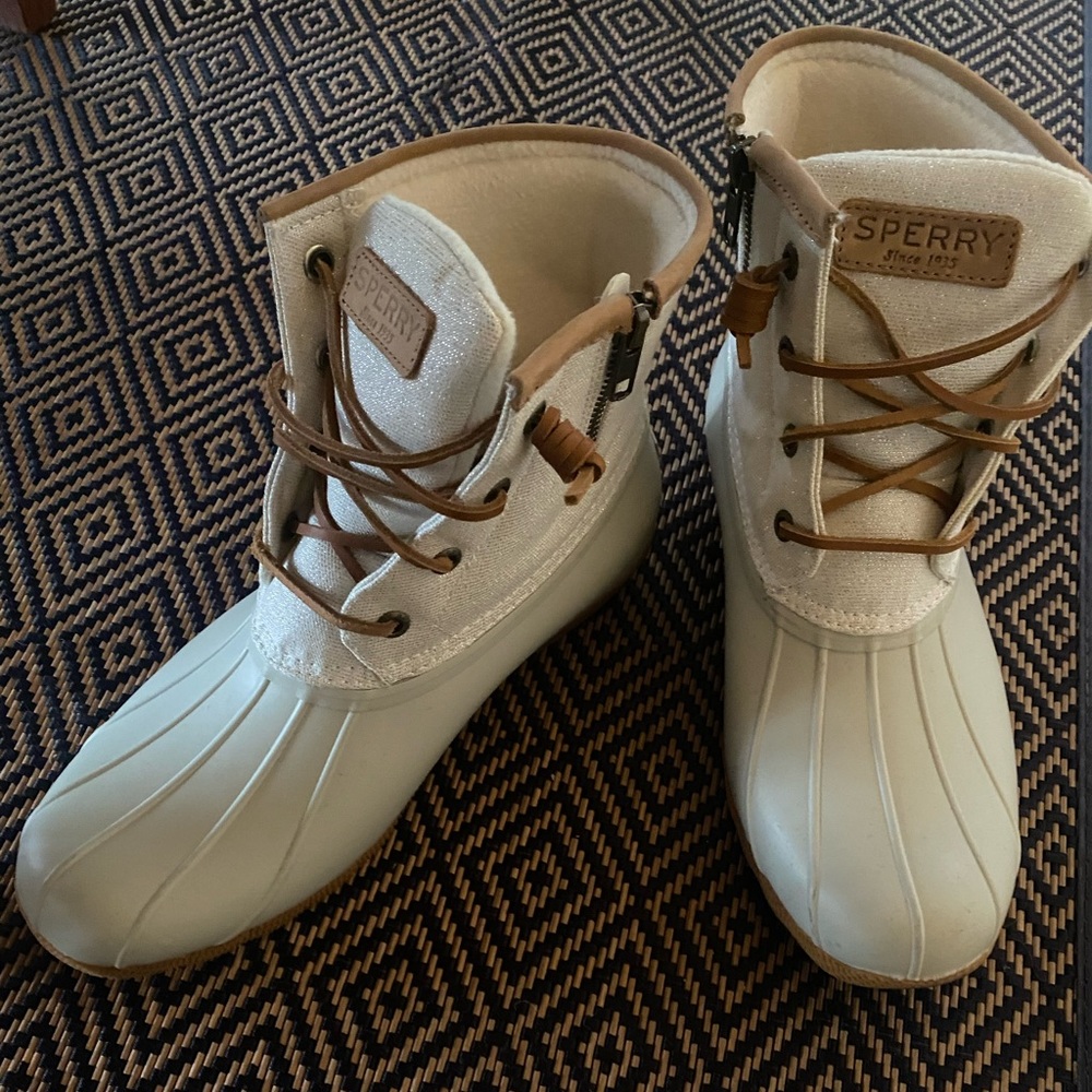 Sperry Women’s Saltwater Duck Booties